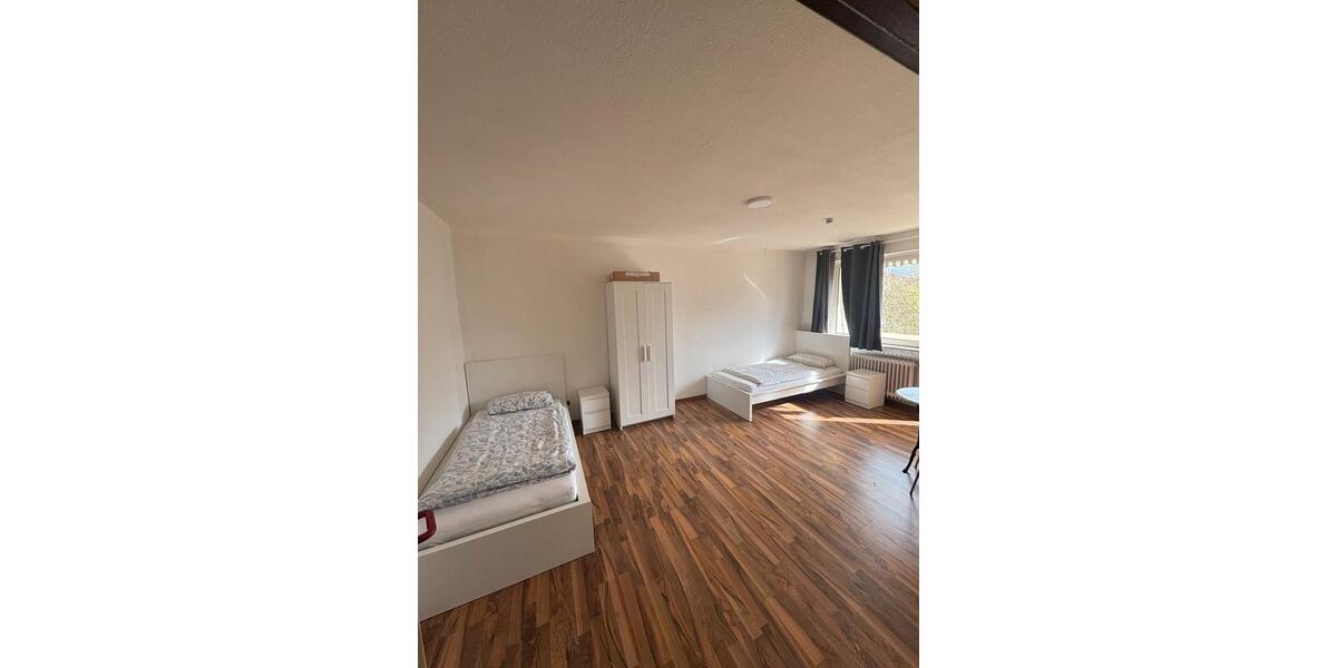 Etagenwohnung Frankfurt am Main Nord-Ost - 2 Zimmer, 65 m&sup2;, 1.950&euro; | Angebot:25950876