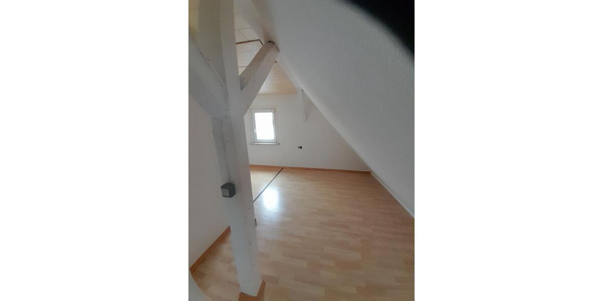 Einfamilienhaus Freigericht - 9 Zimmer, 170 m&sup2;, 299.000&euro; | Angebot:24653228
