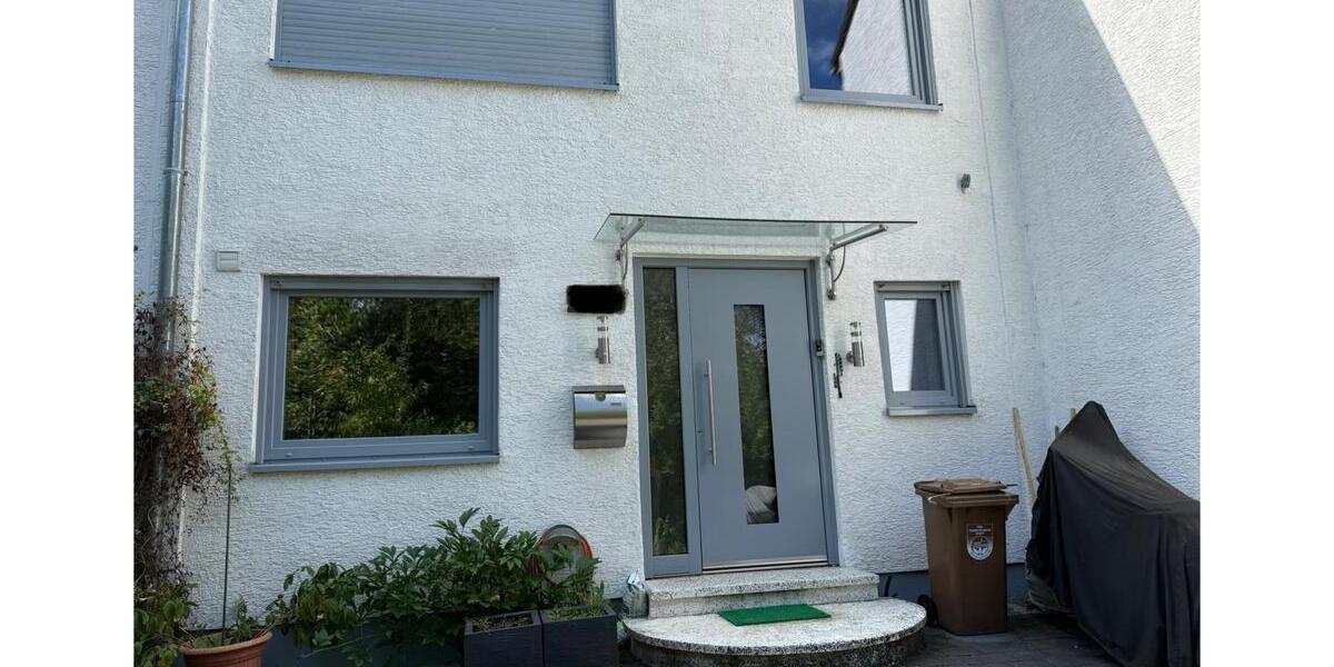 Reihenhaus Frankfurt am Main Sindlingen - 5 Zimmer, 150 m&sup2;, 560.000&euro; | Angebot:25861213