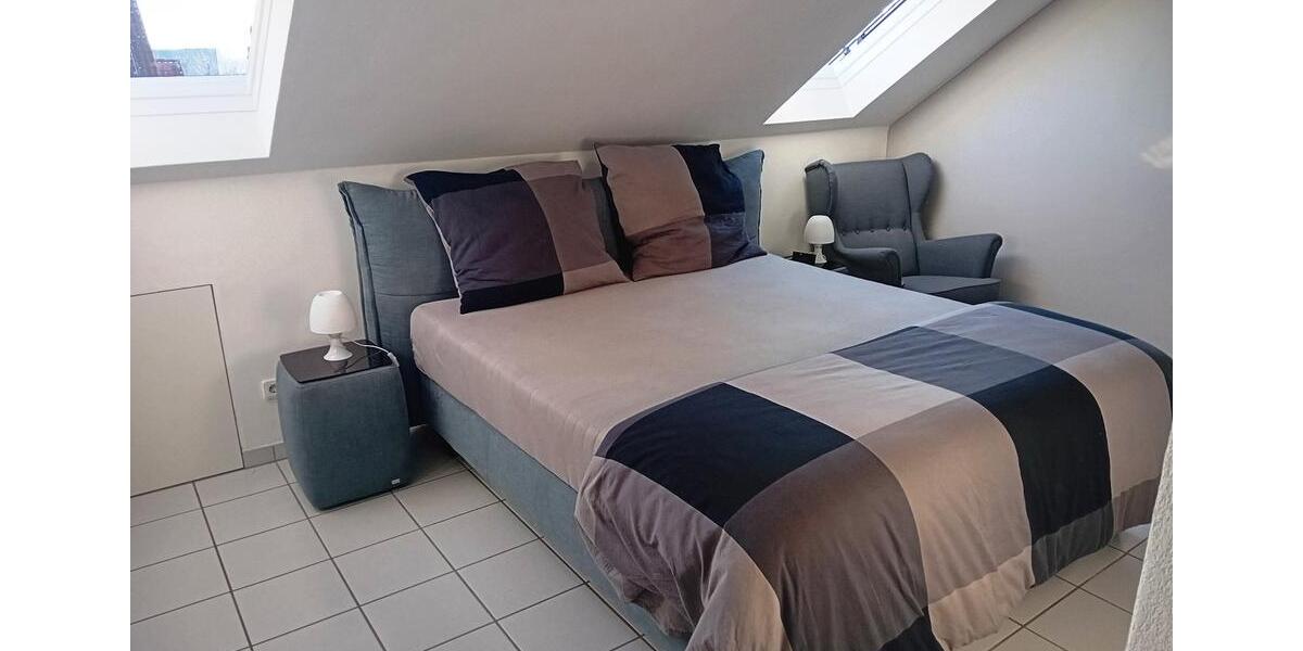 Dachgeschoßwohnung Großostheim - 3 Zimmer, 81 m&sup2;, 1.050&euro; | Angebot:25539722