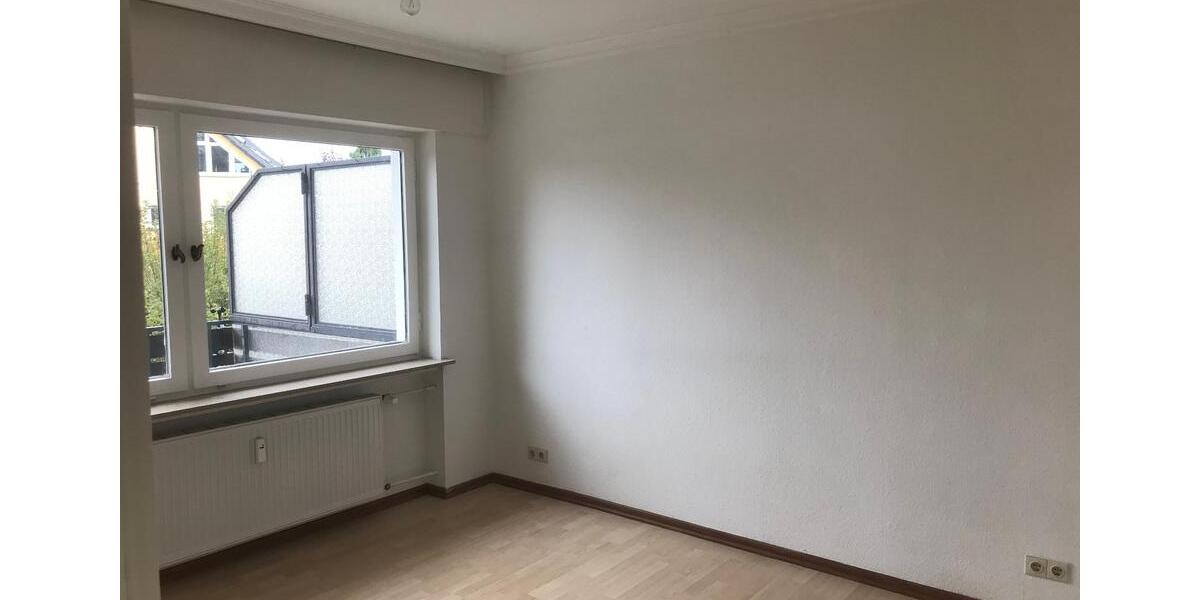 Etagenwohnung Offenbach am Main Bieber - 4 Zimmer, 100 m&sup2;, 1.375&euro; | Angebot:24838326