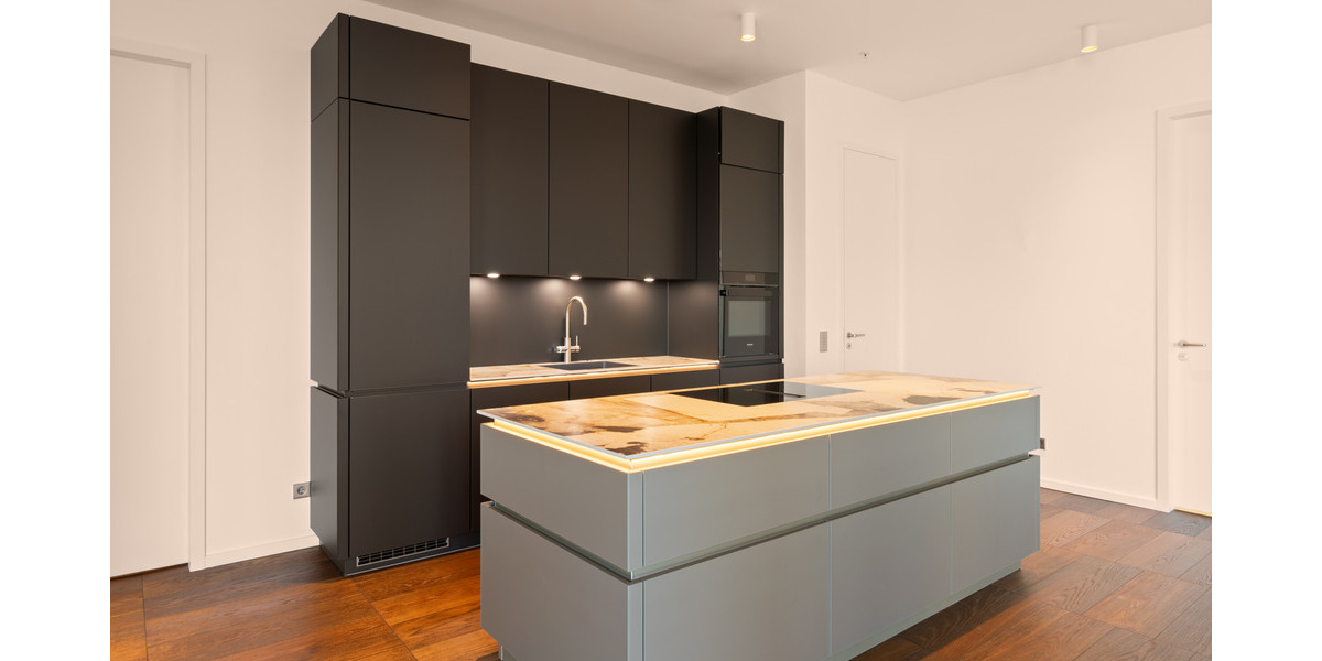 Etagenwohnung Frankfurt am Main Innenstadt - 3 Zimmer, 99 m&sup2;, 3.950&euro; | Angebot:25737630