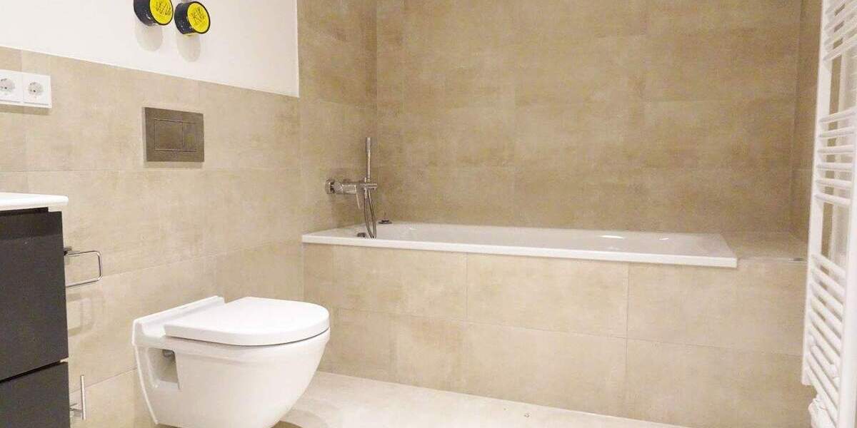 Terrassenwohnung Frankfurt am Main Schwanheim - 3 Zimmer, 104 m&sup2;, 1.900&euro; | Angebot:25815069