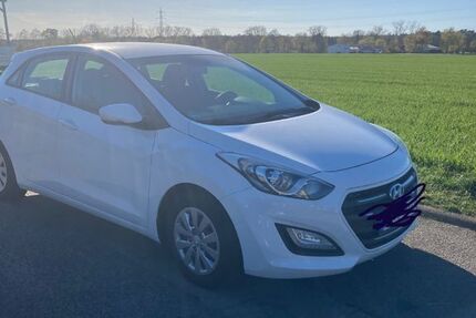 Hyundai i30 142.500 km 7.950 &euro; Babenhausen 64832