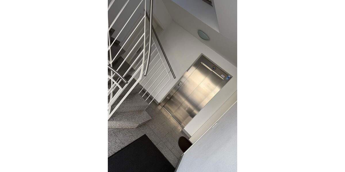 Etagenwohnung Frankfurt Ginnheim - 3 Zimmer, 86 m&sup2;, 569.000&euro; | Angebot:25782960