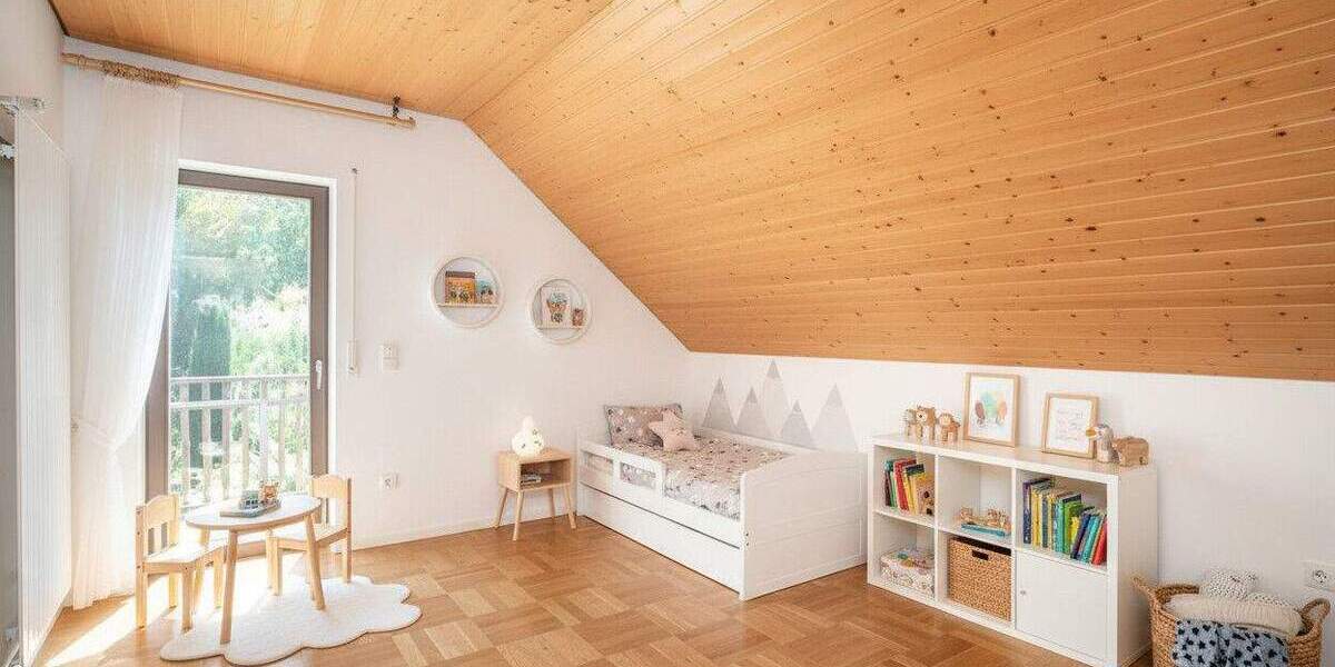 Einfamilienhaus Rödermark Ober-Roden - 7 Zimmer, 248 m&sup2;, 1.190.000&euro; | Angebot:25688990