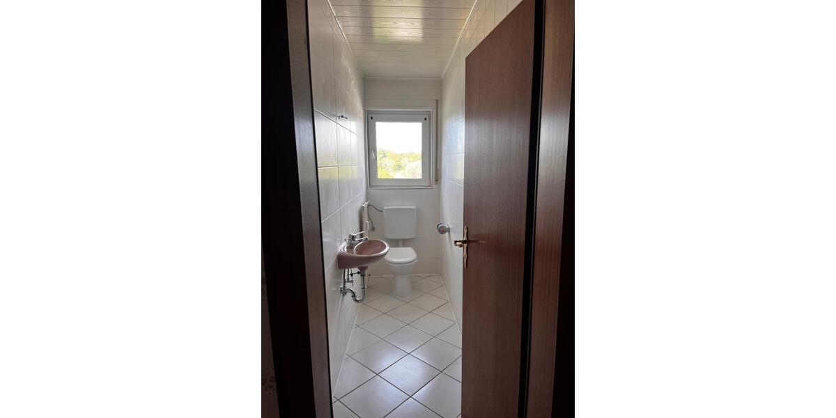 Etagenwohnung Bruchköbel - 3 Zimmer, 98 m&sup2;, 240.000&euro; | Angebot:26818399