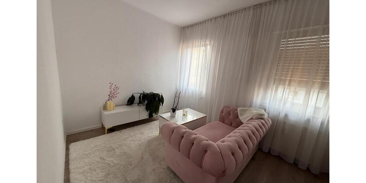 Etagenwohnung Hanau Großauheim - 3 Zimmer, 55 m&sup2;, 990&euro; | Angebot:27619803