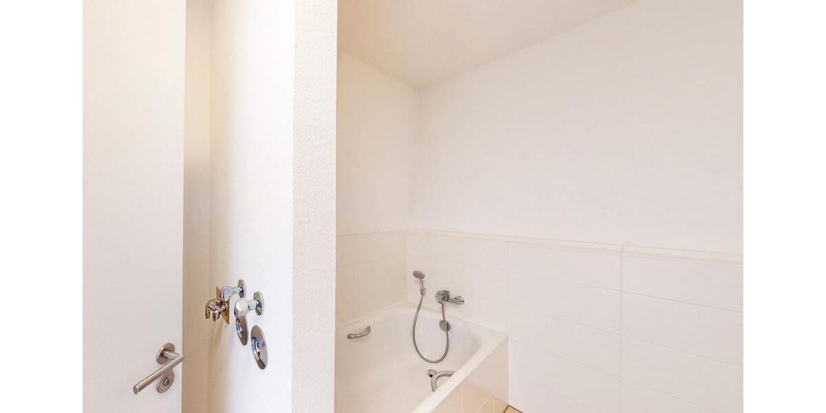 Einfamilienhaus Frankfurt am Main Nord-Ost - 2 Zimmer, 106 m&sup2;, 1.845&euro; | Angebot:26004724