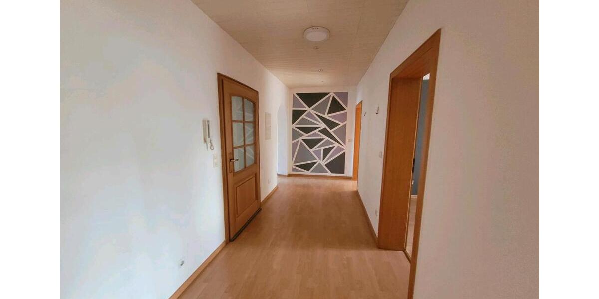 Mehrfamilienhaus, Wohnhaus Bruchköbel - 14 Zimmer, 400 m&sup2;, 1.300.000&euro; | Angebot:26957543