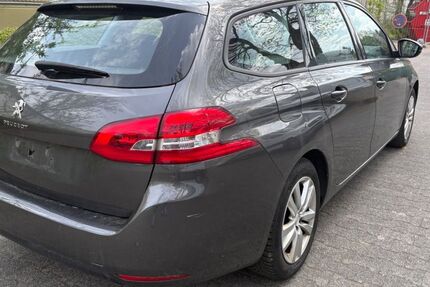 Peugeot 308 179.335 km 7.081 &euro; Frankfurt am Main 60389