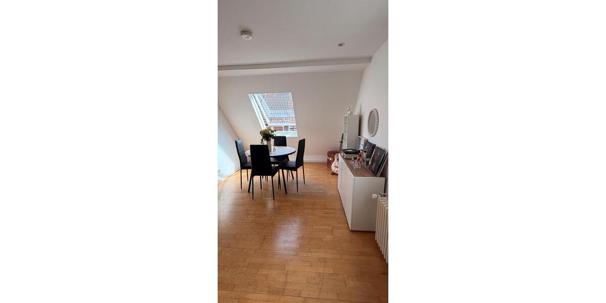 Dachgeschoßwohnung Langen (Hessen) - 3 Zimmer, 64 m&sup2;, 940&euro; | Angebot:26023228