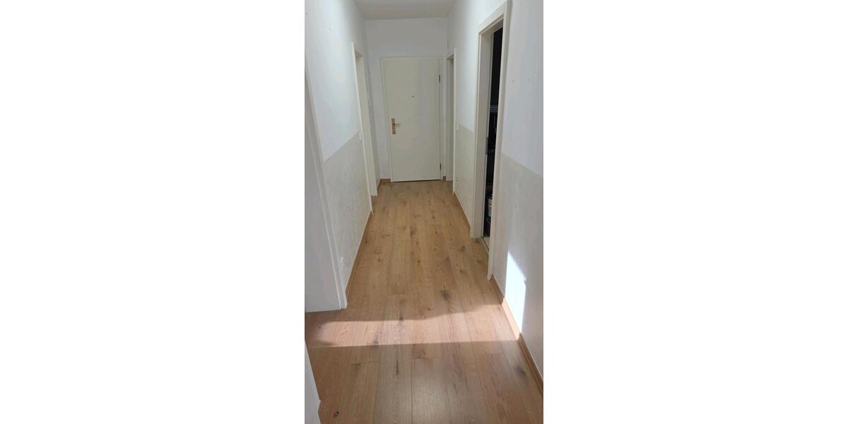 Etagenwohnung Hanau Großauheim - 3 Zimmer, 67 m&sup2;, 267.500&euro; | Angebot:24696082