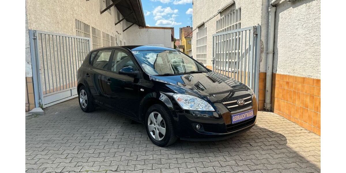 Kia Andere 123.473 km 4.999 &euro; Neu-Isenburg 63263