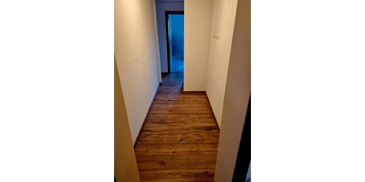 Etagenwohnung Aschaffenburg Damm - 2 Zimmer, 91 m&sup2;, 1.000&euro; | Angebot:26413833