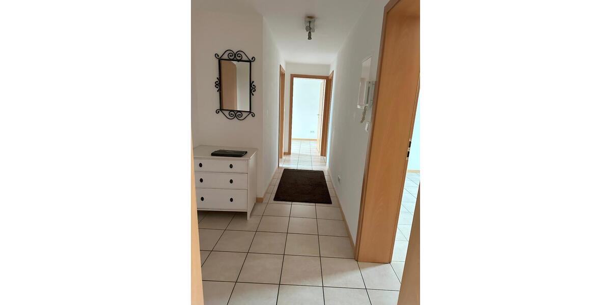 Etagenwohnung Frankfurt am Main Nord-Ost - 4 Zimmer, 80 m&sup2;, 1.250&euro; | Angebot:25956845