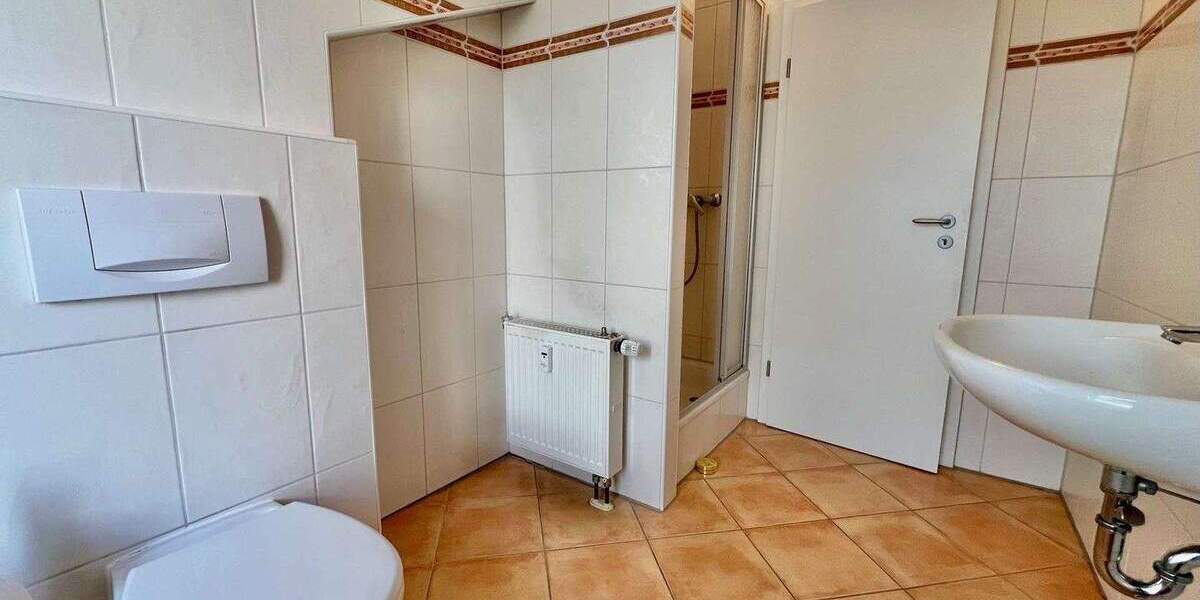 Etagenwohnung Offenbach Rumpenheim - 3 Zimmer, 106 m&sup2;, 1.325&euro; | Angebot:25864895