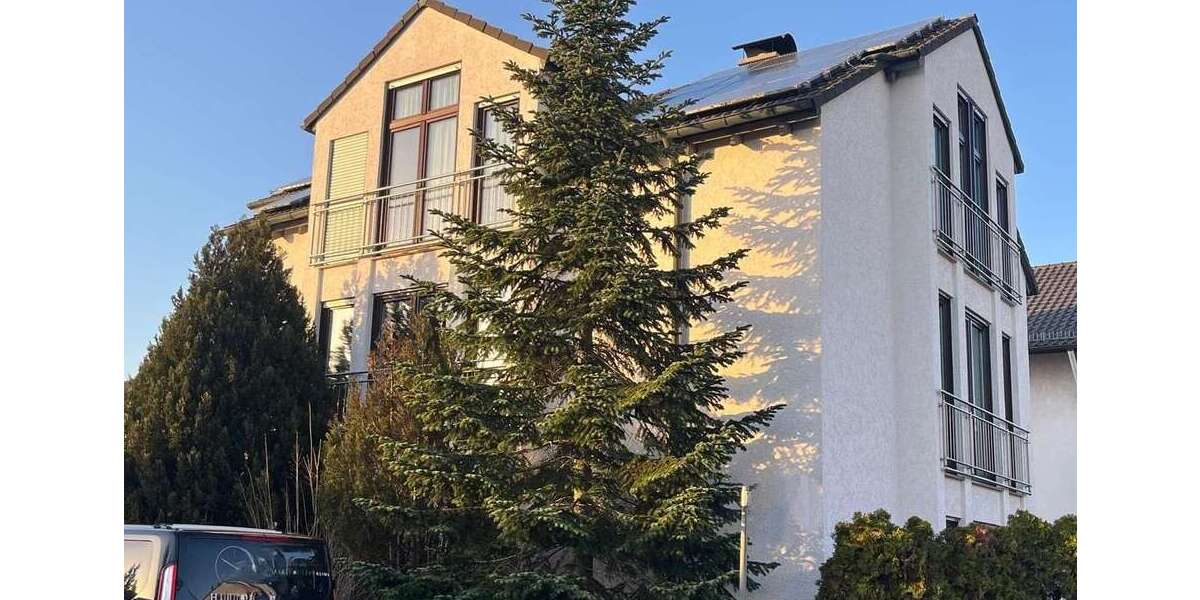 Einfamilienhaus Obertshausen - 10 Zimmer, 230 m&sup2;, 775.000&euro; | Angebot:25429253