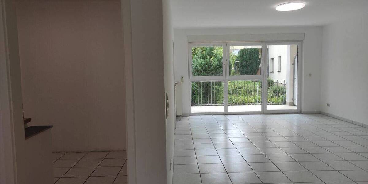 Etagenwohnung Bad Vilbel - 3 Zimmer, 82 m&sup2;, 349.000&euro; | Angebot:26863006