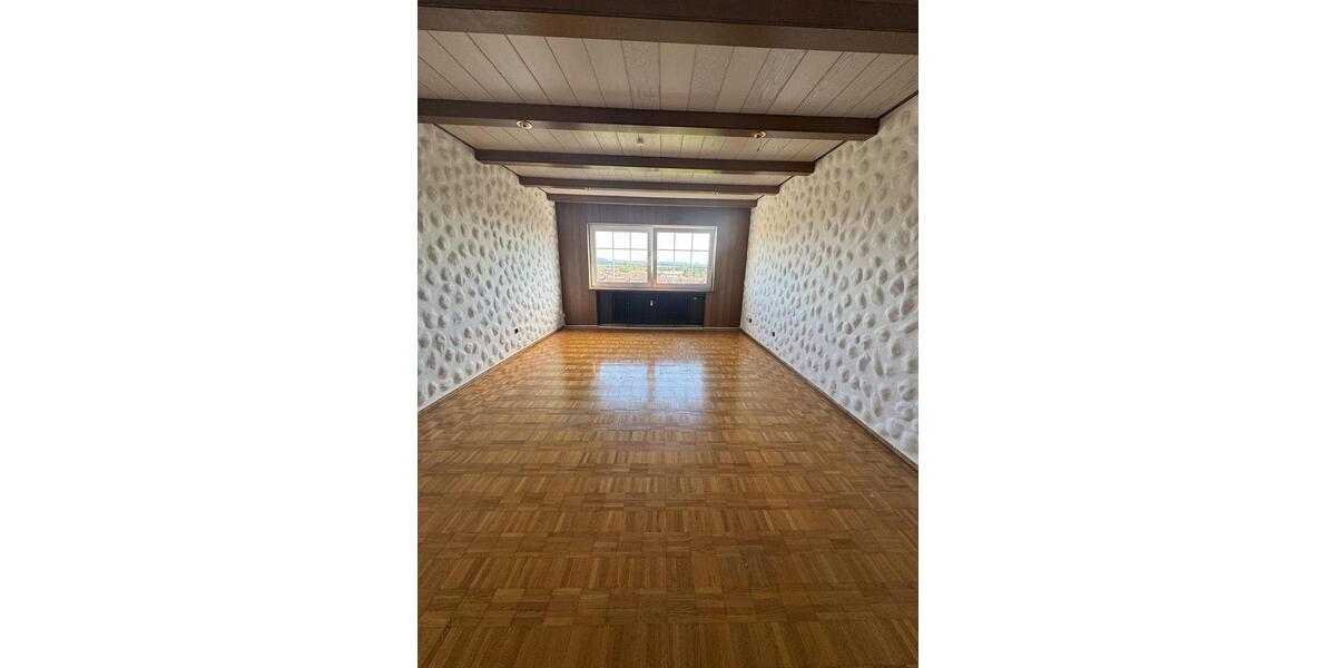 Etagenwohnung Babenhausen - 4 Zimmer, 105 m&sup2;, 980&euro; | Angebot:27582433