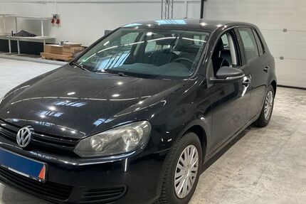 VW Golf 170.000 km 5.490 &euro; Frankfurt am Main 65933