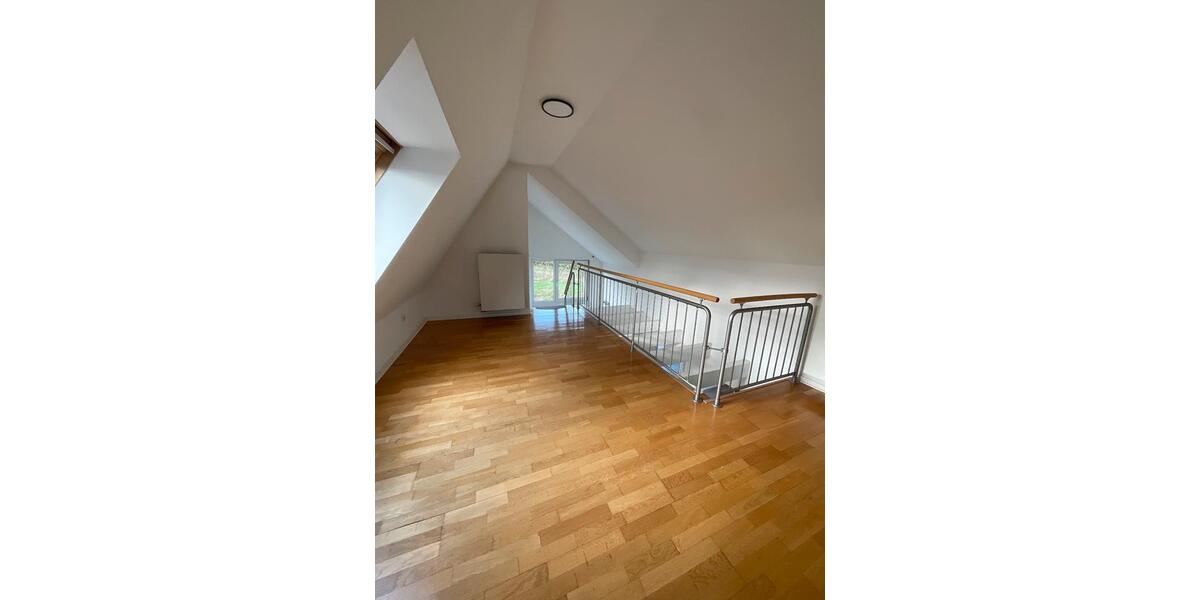 Etagenwohnung Frankfurt am Main Bergen-Enkheim - 2 Zimmer, 87 m&sup2;, 1.525&euro; | Angebot:23435976