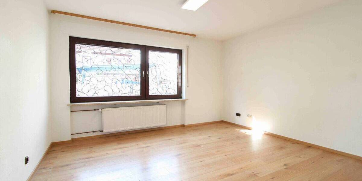 Etagenwohnung Frankfurt am Main Seckbach - 2 Zimmer, 82 m&sup2;, 329.000&euro; | Angebot:26016962