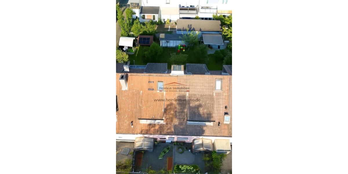 Charmantes Reihenmittelhaus 5 ZKBB* tgl.Badezimmer* kleiner Garten* Gartenhütte* Frankfurt-Gallus - Reihenmittelhaus Frankfurt Gallus Viertel | Angebot:26033989