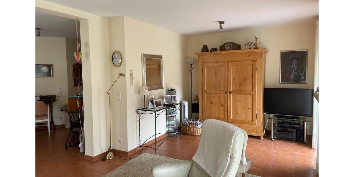 Etagenwohnung Gelnhausen - 3 Zimmer, 105 m&sup2;, 1.150&euro; | Angebot:23797809