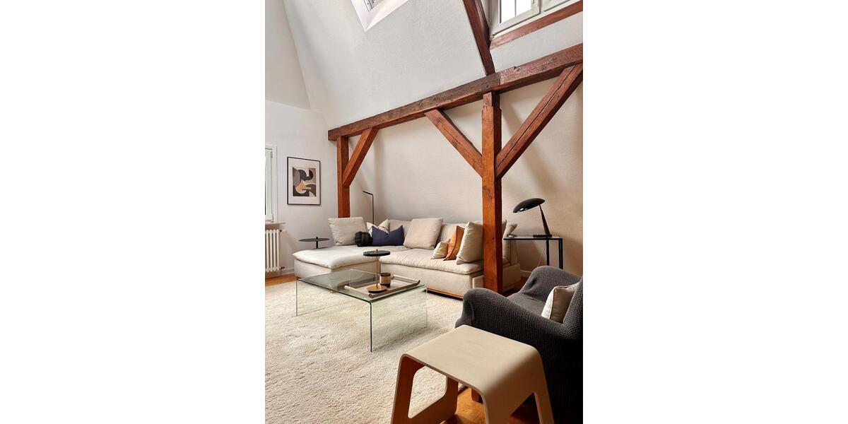 Dachgeschoßwohnung Frankfurt am Main Innenstadt 3 - 4 Zimmer, 105 m&sup2;, 2.910&euro; | Angebot:25127113