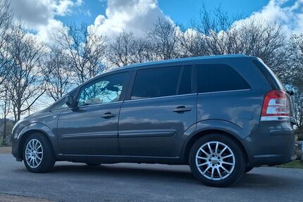Opel Zafira 136.900 km 5.800 &euro; Offenbach 63071