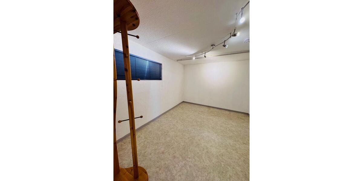 Loft - Studio - Atelier Frankfurt am Main Niederrad - 2 Zimmer, 90 m&sup2;, 1.100&euro; | Angebot:25870905