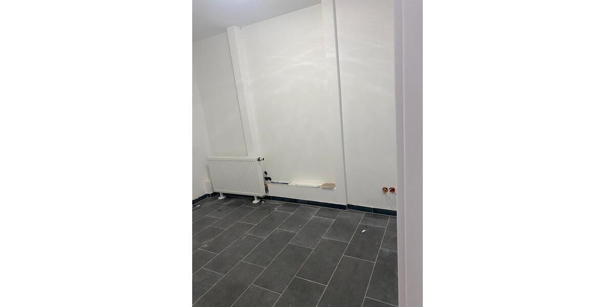 Etagenwohnung Gelnhausen - 4 Zimmer, 125 m&sup2;, 1.350&euro; | Angebot:26473327