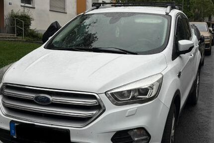 Ford Kuga 266.893 km 11.300 &euro; Frankfurt am Main 60594