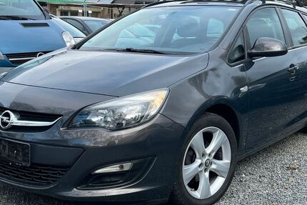 Opel Astra 117.000 km 5.690 &euro; Frankfurt 65933