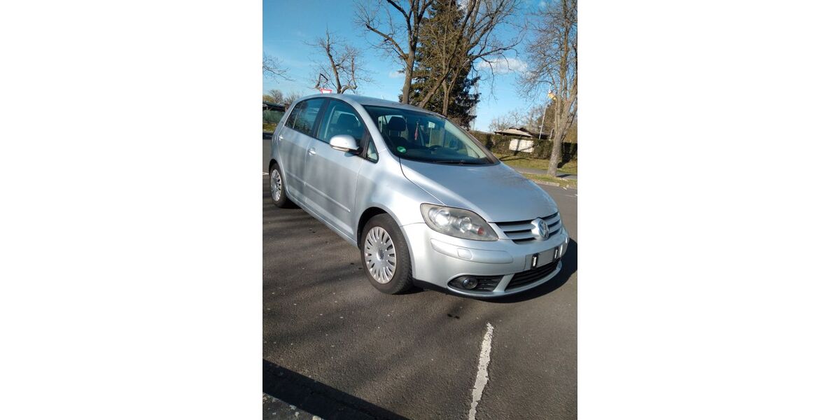 VW Golf Plus 217.800 km 2.890 &euro; Stockstadt 63743