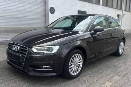 Audi A3 213.000 km 6.370 &euro; Hainburg 63512