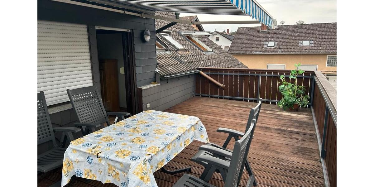 Dachgeschoßwohnung Altenstadt - 3 Zimmer, 90 m&sup2;, 1.000&euro; | Angebot:27620656