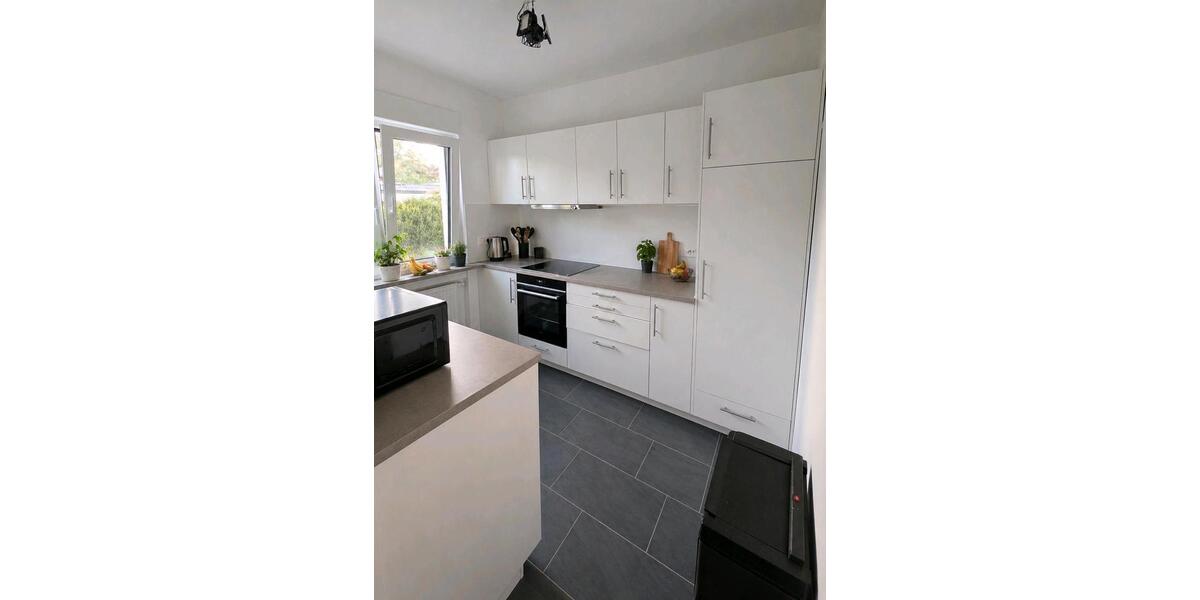 Etagenwohnung Frankfurt am Main Ginnheim - 3 Zimmer, 90 m&sup2;, 1.485&euro; | Angebot:26537438