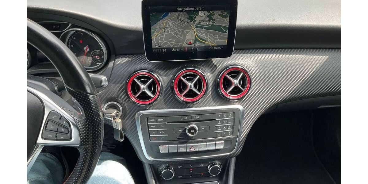 Mercedes-Benz A 250 143.328 km 16.876 &euro; Frankfurt am Main 60528