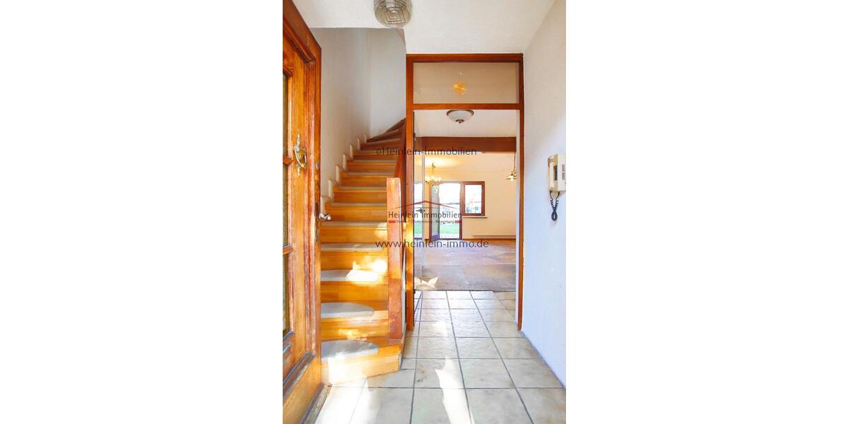 Charmantes Reihenmittelhaus 5 ZKBB* tgl.Badezimmer* kleiner Garten* Gartenhütte* Frankfurt-Gallus - Reihenmittelhaus Frankfurt Gallus Viertel | Angebot:26033989