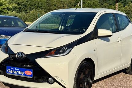 Toyota Aygo (X) 118.000 km 5.650 &euro; Hösbach 63768