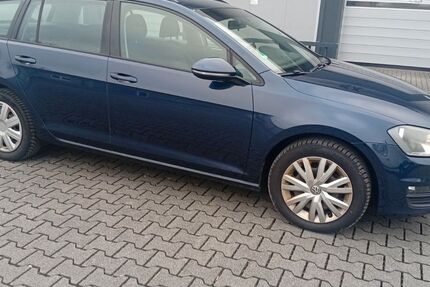 VW Golf 299.500 km 4.500 &euro; Hanau 63452