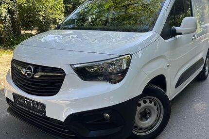 Opel Combo 99.000 km 14.990 &euro; Stockstadt 63811