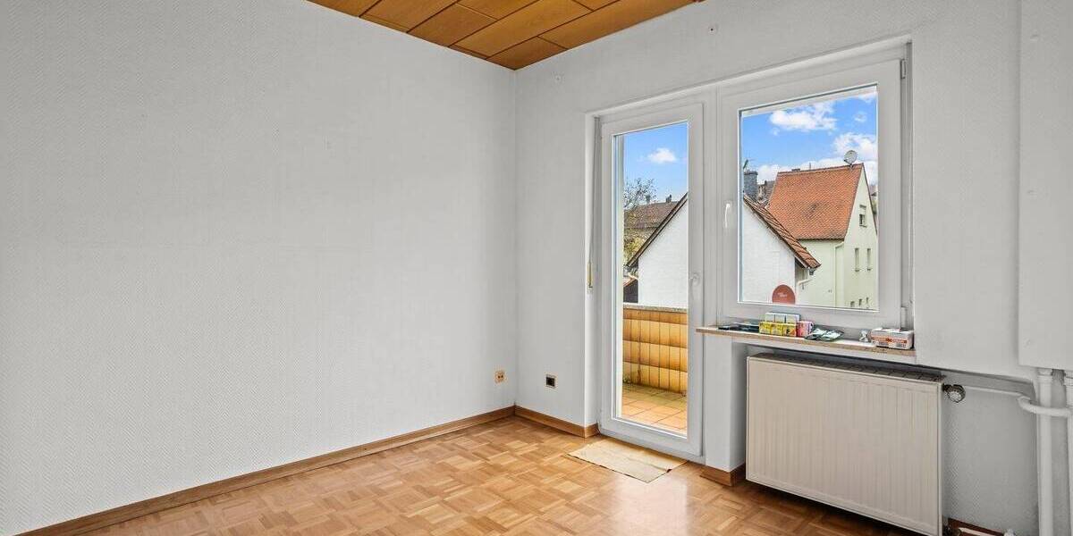 Mehrfamilienhaus, Wohnhaus Gelnhausen Höchst - 6 Zimmer, 219 m&sup2;, 395.000&euro; | Angebot:25742091