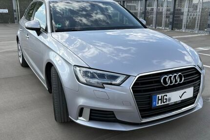 Audi A3 74.000 km 17.900 &euro; Bad Homburg 61352