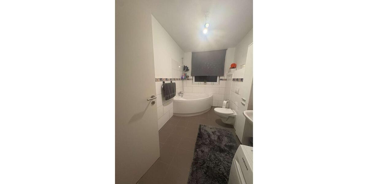 Etagenwohnung Offenbach am Main - 2 Zimmer, 70 m&sup2;, 1.070&euro; | Angebot:25720955