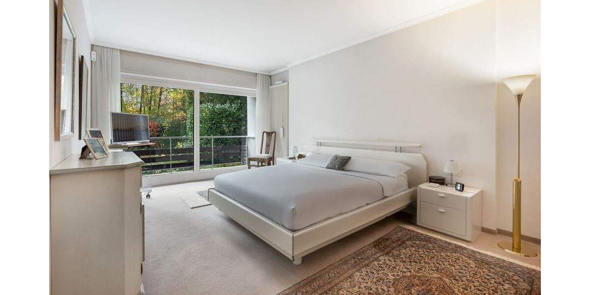 Bungalow Neu-Isenburg Zeppelinheim - 7 Zimmer, 201 m&sup2;, 1.150.000&euro; | Angebot:25688107