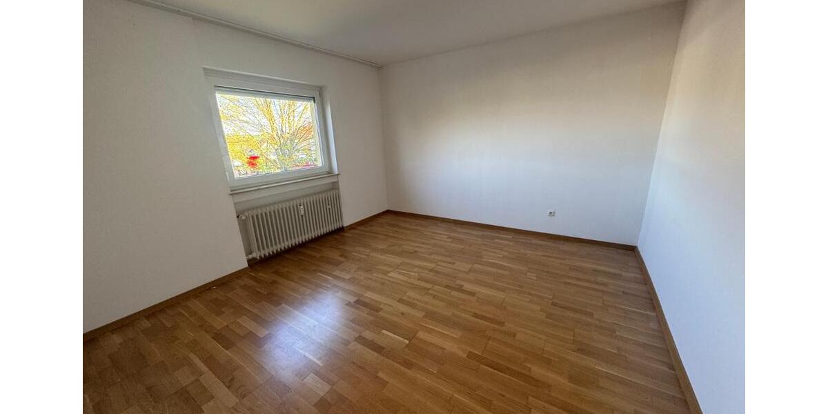 Etagenwohnung Altenstadt - 4 Zimmer, 100 m&sup2;, 1.000&euro; | Angebot:26001613