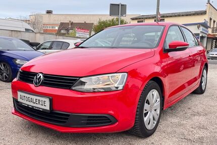 VW Jetta 31.000 km 7.300 &euro; Frankfurt am Main 60489